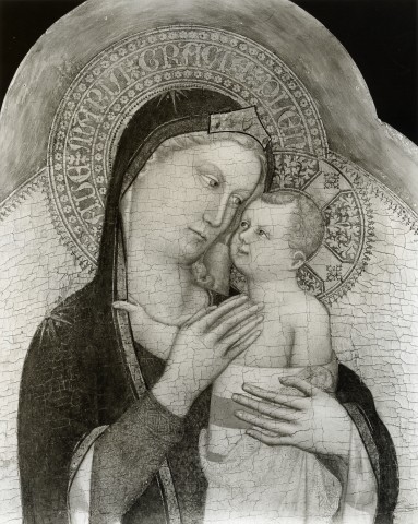 Anonimo — Alegretto Nuzi. Madonna and Child with Two Angels — particolare